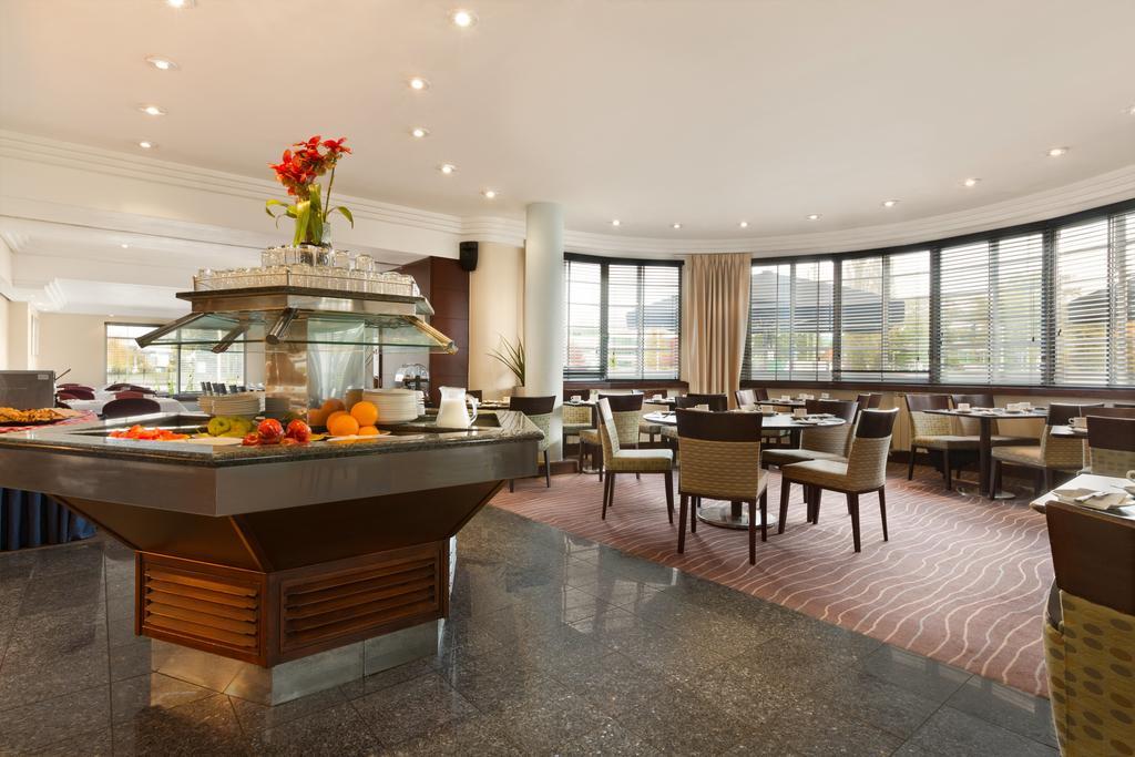Ramada Hatfield แฮตฟิลด์ ภายนอก รูปภาพ