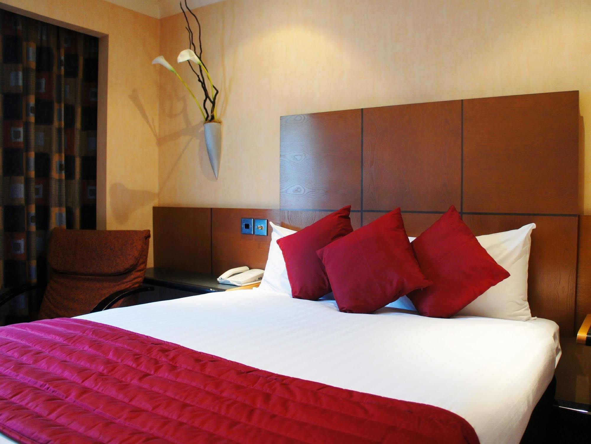 Ramada Hatfield แฮตฟิลด์ ภายนอก รูปภาพ